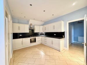 Photo 11- click for photo gallery